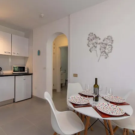 Parque Santiago Iii 216 - One Bed On Ground Floor With Enclosed Garden *