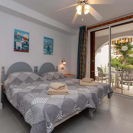 Parque Santiago Iii 216 - One Bed On Ground Floor With Enclosed Garden Apartment Playa de las Americas (Tenerife)