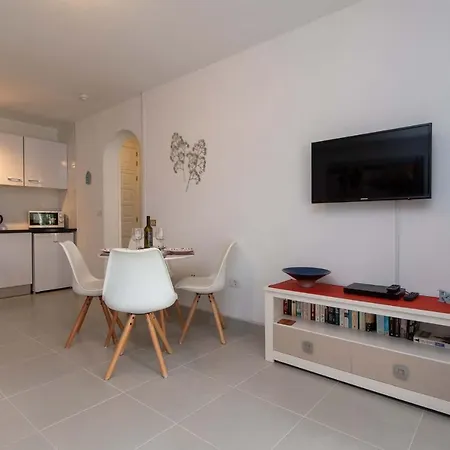 Apartment Parque Santiago Iii 216 - One Bed On Ground Floor With Enclosed Garden *